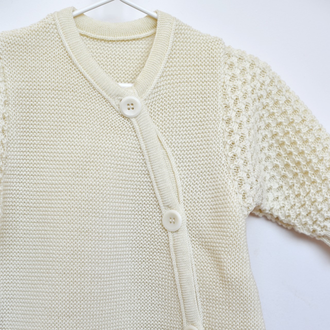 Gilet tricoté en laine mérinos bio bébé et enfant - Disana
